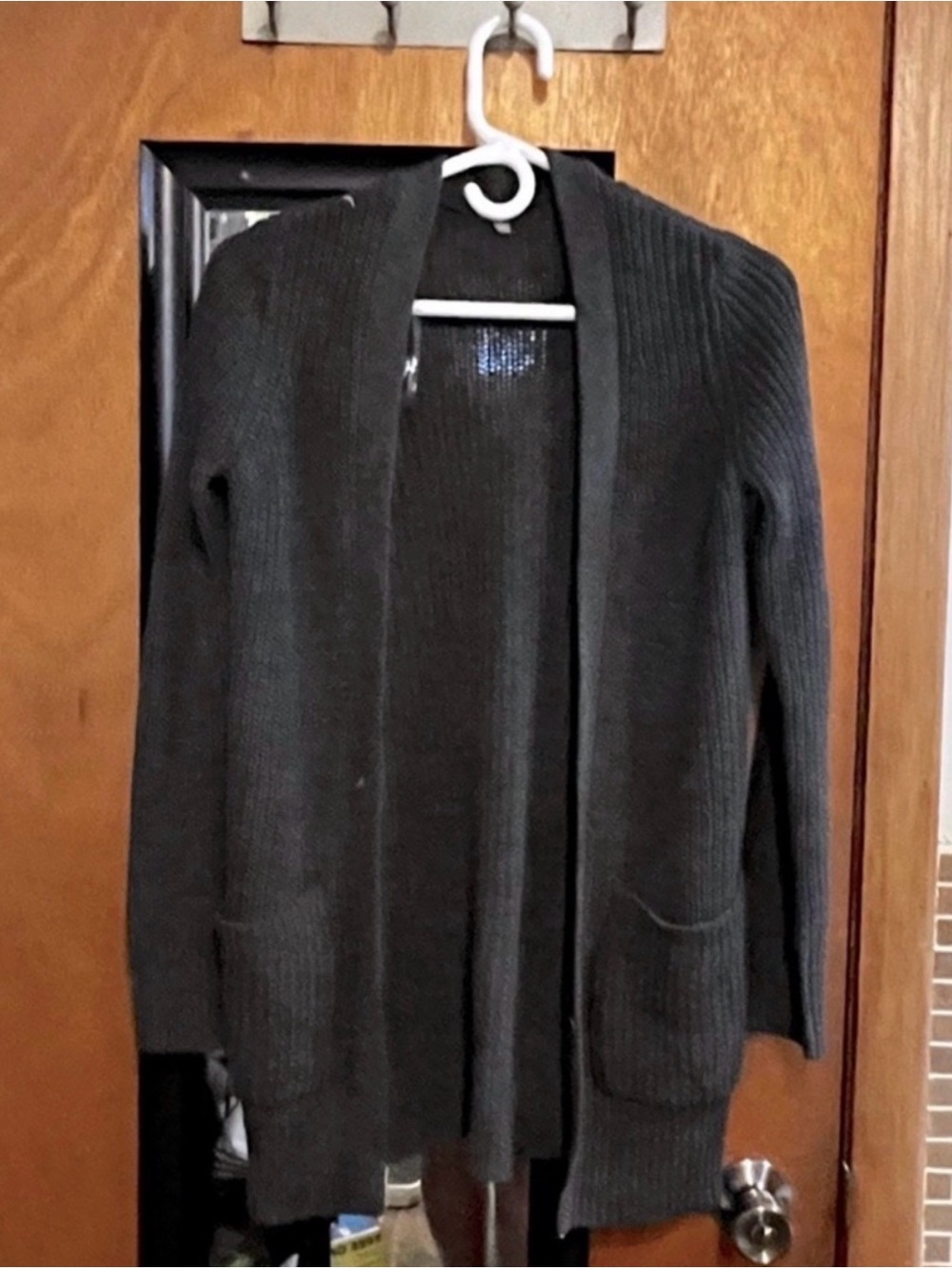 Charlotte Russe gray open-front ribbed knit cardigan in size small